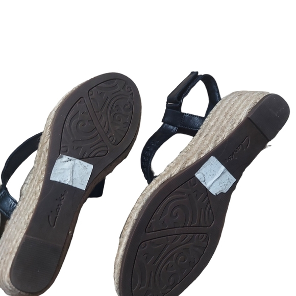 10 Clark's black wedges - Picture 8 of 9